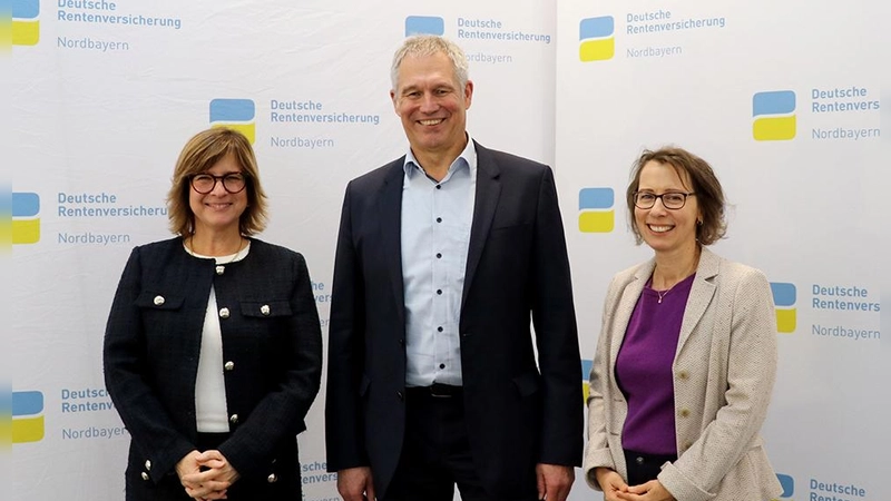 Die neue Führungsspitze der Deutschen Rentenversicherung Nordbayern ab April 2026: Sandra Naether, Jürgen Zips, Christina Bär (Foto: Deutsche Rentenversicherung Nordbayern)