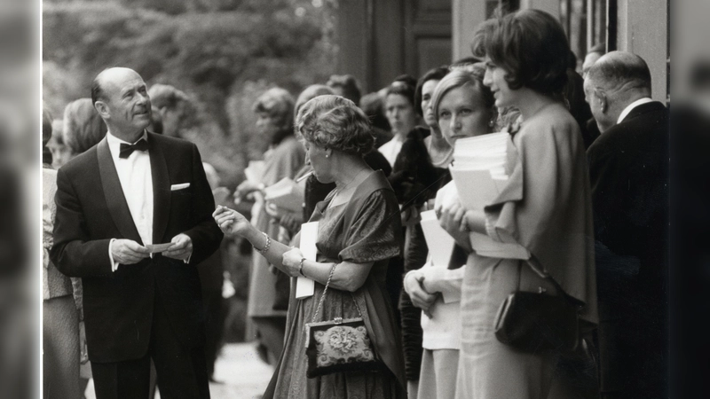 Festspielpublikum 1965  (Foto: W. Rauh, Bernd-Mayer-Stiftung)