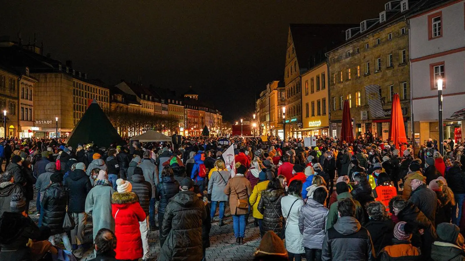 Corona-Virus in Bayreuth: Gegner fordern Änderung im Umgang mit Corona (Foto: Stefan Dörfler)