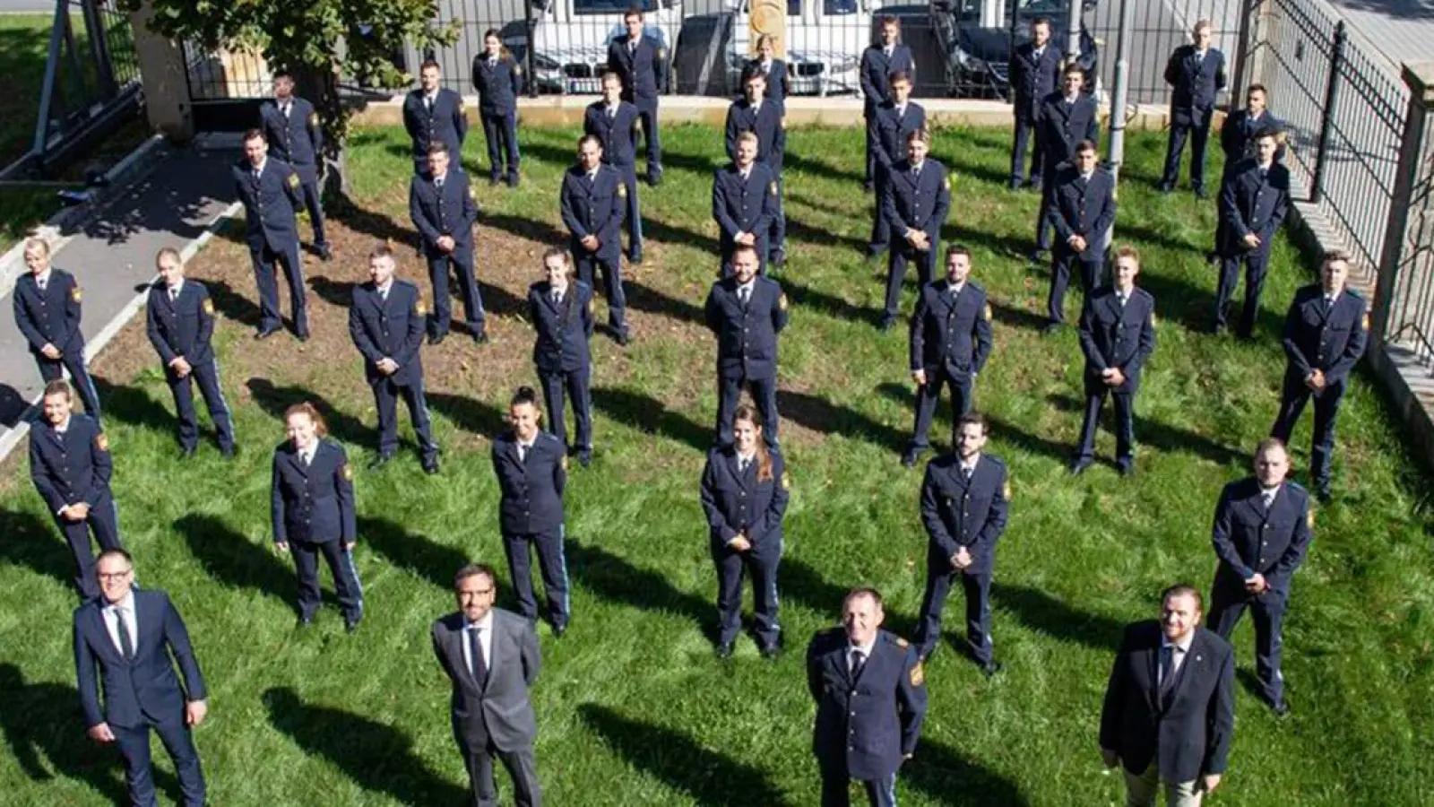 Polizei Oberfranken: Begrüßung der Neuen (Foto: Polizei)