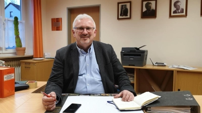 Bürgermeister Hans-Walter Hofmann will weiter einen strikten Sparkurs fahren. (Foto: red)