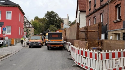 Im Kreuz, zwischen Kulmbacher Straße und Carl-Burger-Straße, dauern die Bauarbeiten noch an. (Foto: W.Munzert)