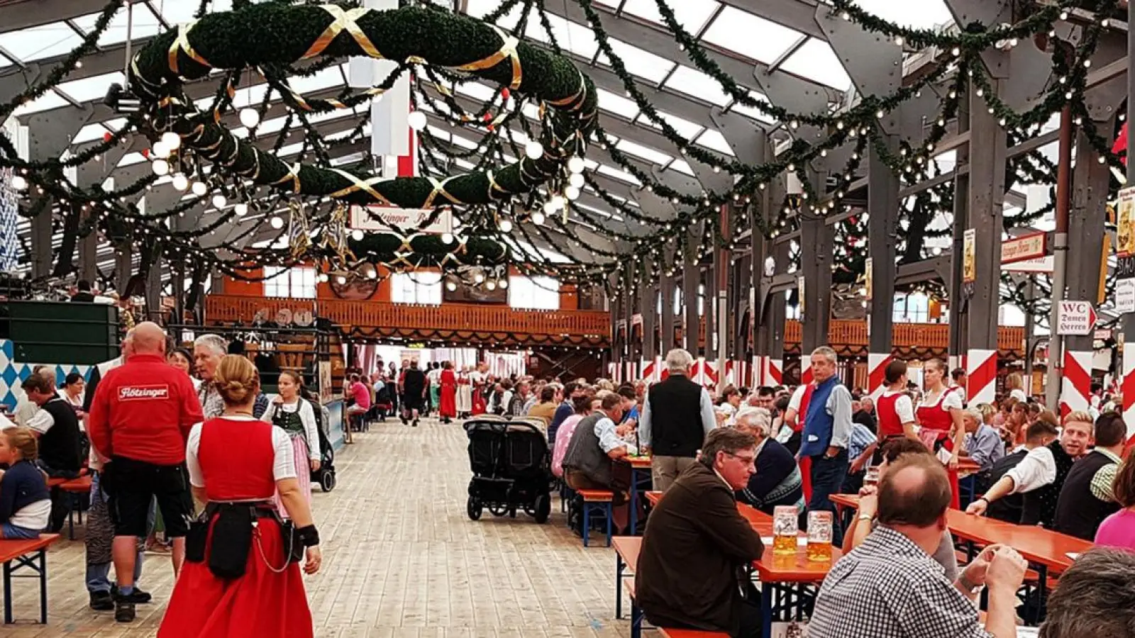 Das Bayreuther Volksfest findet 2023 wieder mit Bierzelt statt. (Foto: Symbolbild: pixabay/stux)
