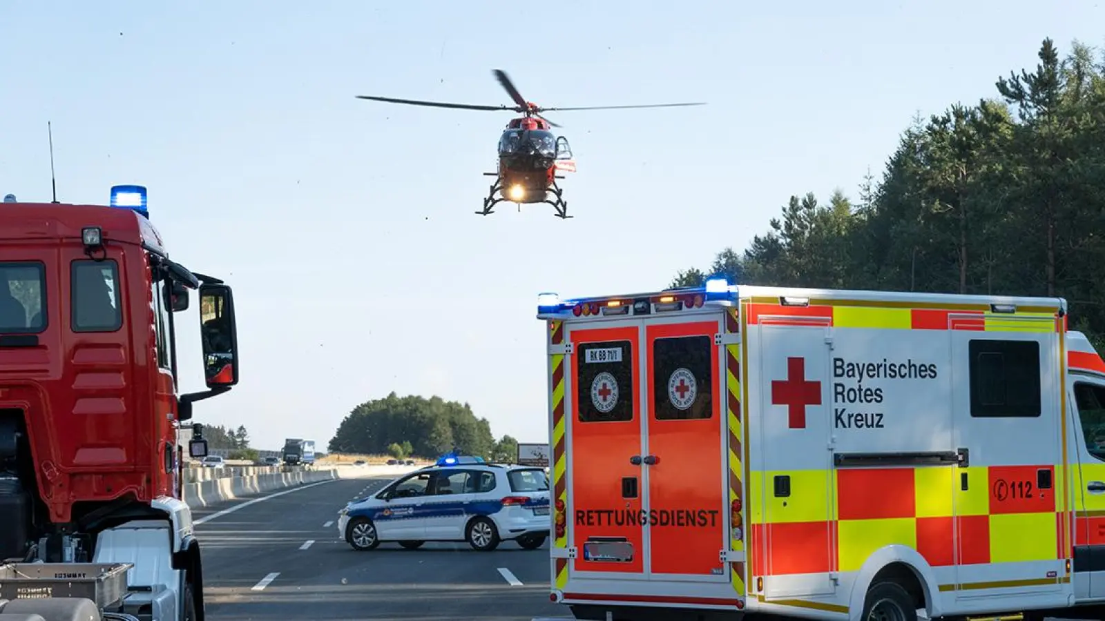 Auf der A9 bei Gefrees wurde am Mittwoch (10. August 2022) ein Lkw-Fahrer bei einem Unfall schwer verletzt. Bild: BRK Kreisverband Bayreuth (Foto: BRK-Kreisverband Bayreuth)