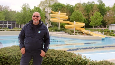 Kreuzer-Chef Uwe Kasel wenige Tage vor der Eröffnung. Seit 13. Mai ist das Bad zur Saison 2024 geöffnet. (Foto: red)