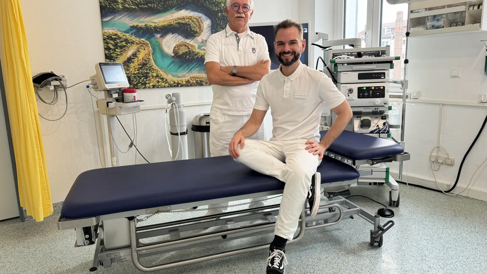 Dr. Klaus Wagner hat seine Facharztpraxis an Dr. Alexander Kiesl übergeben. (Foto: mm)