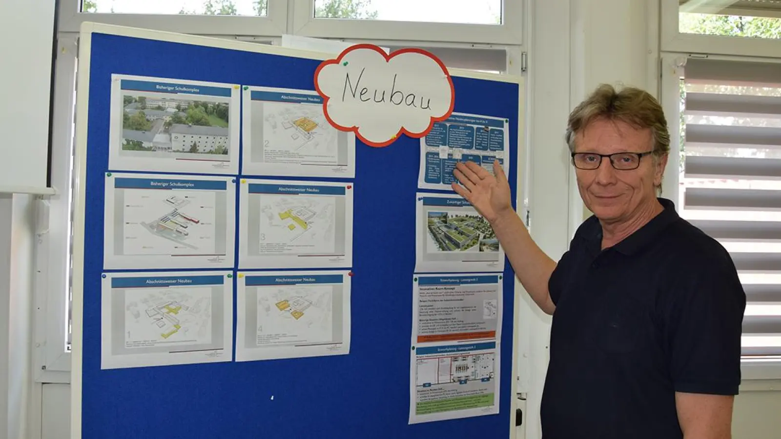 Abriss der Berufsschule Bayreuth hat begonnen (Foto: Lenkeit)