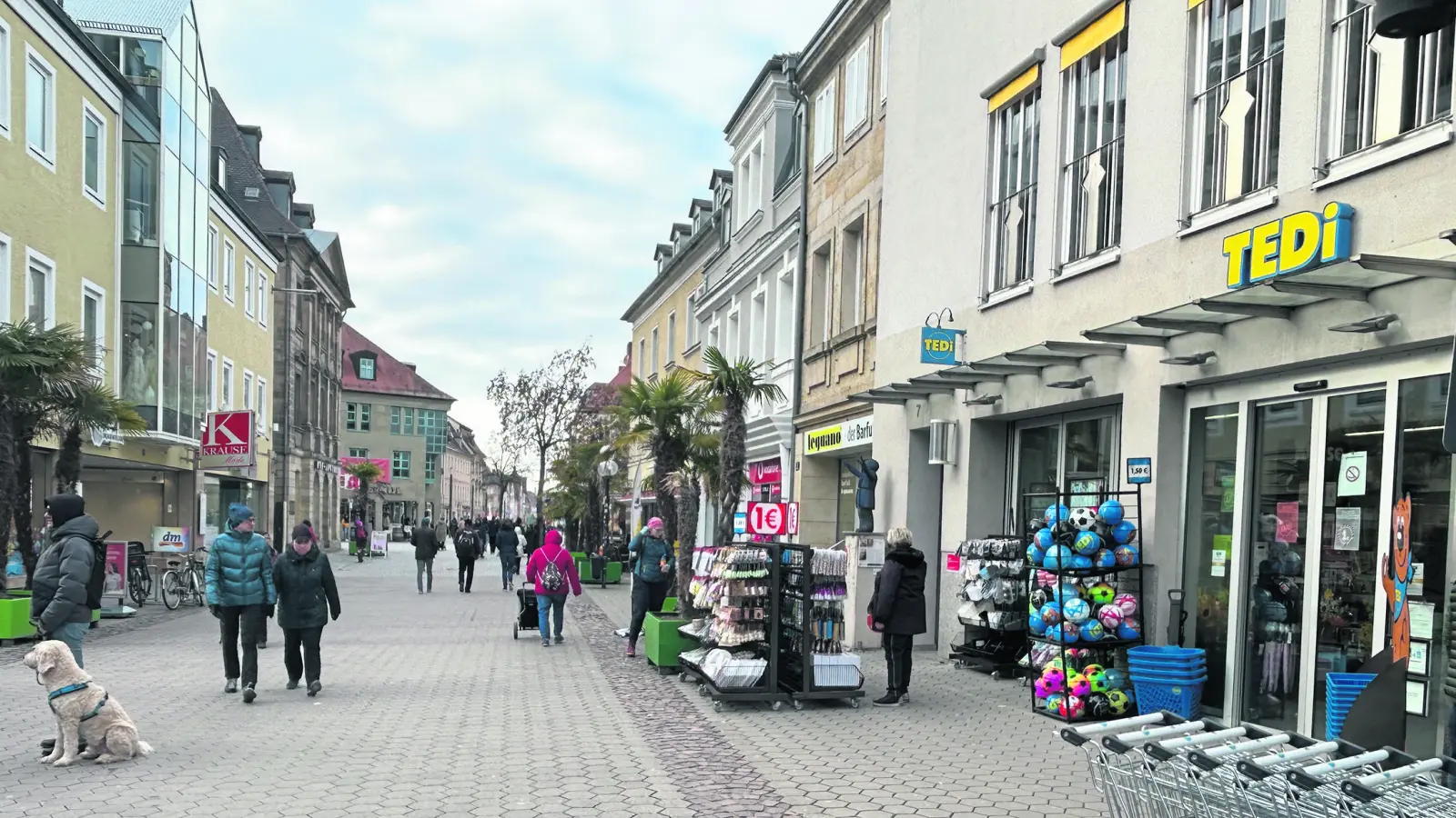 Von rechts nach links: TEDi wechselt in der Richard-Wagner-Straße die Straßenseite und vergrößert die Fläche. (Foto: gmu)