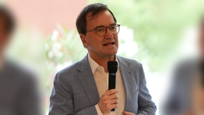 Der Bamberger Caritasdirektor Michael Endres mahnt die geplanten Kürzungen im sozialen Sektor an: „Das würde vor allem das Kinder- und Jugendhilfeangebot zahlreicher Träger hart treffen.“ (Foto: DiCV Bamberg)