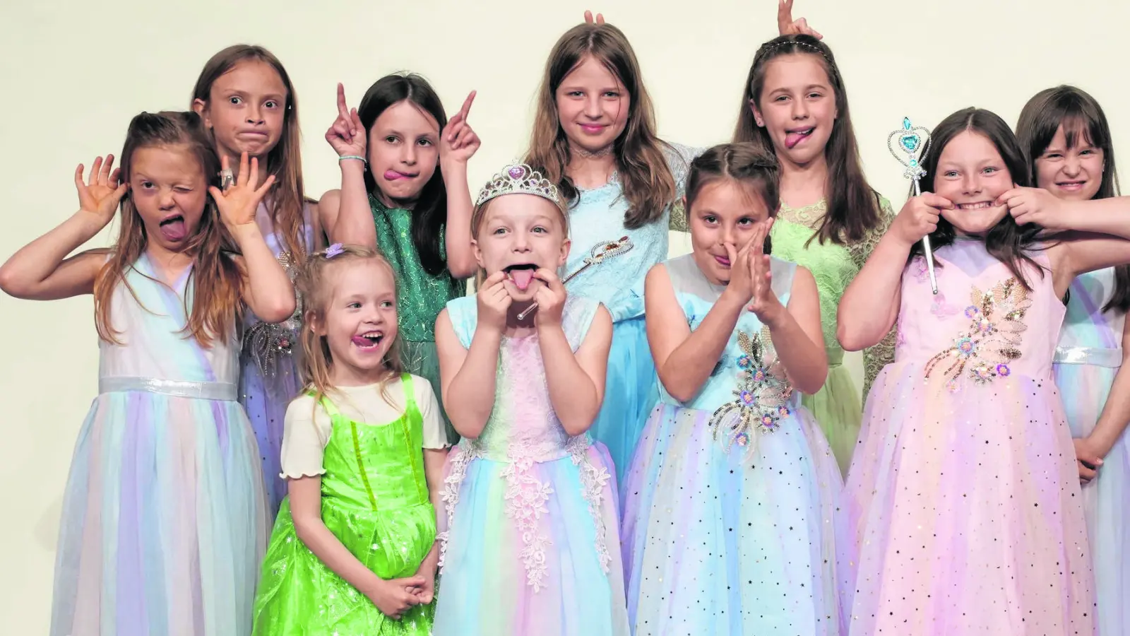 Jede Menge Feen tauchen im neuen Kulturstadl-Kinderstück auf.  (Foto: Kulturstadl)