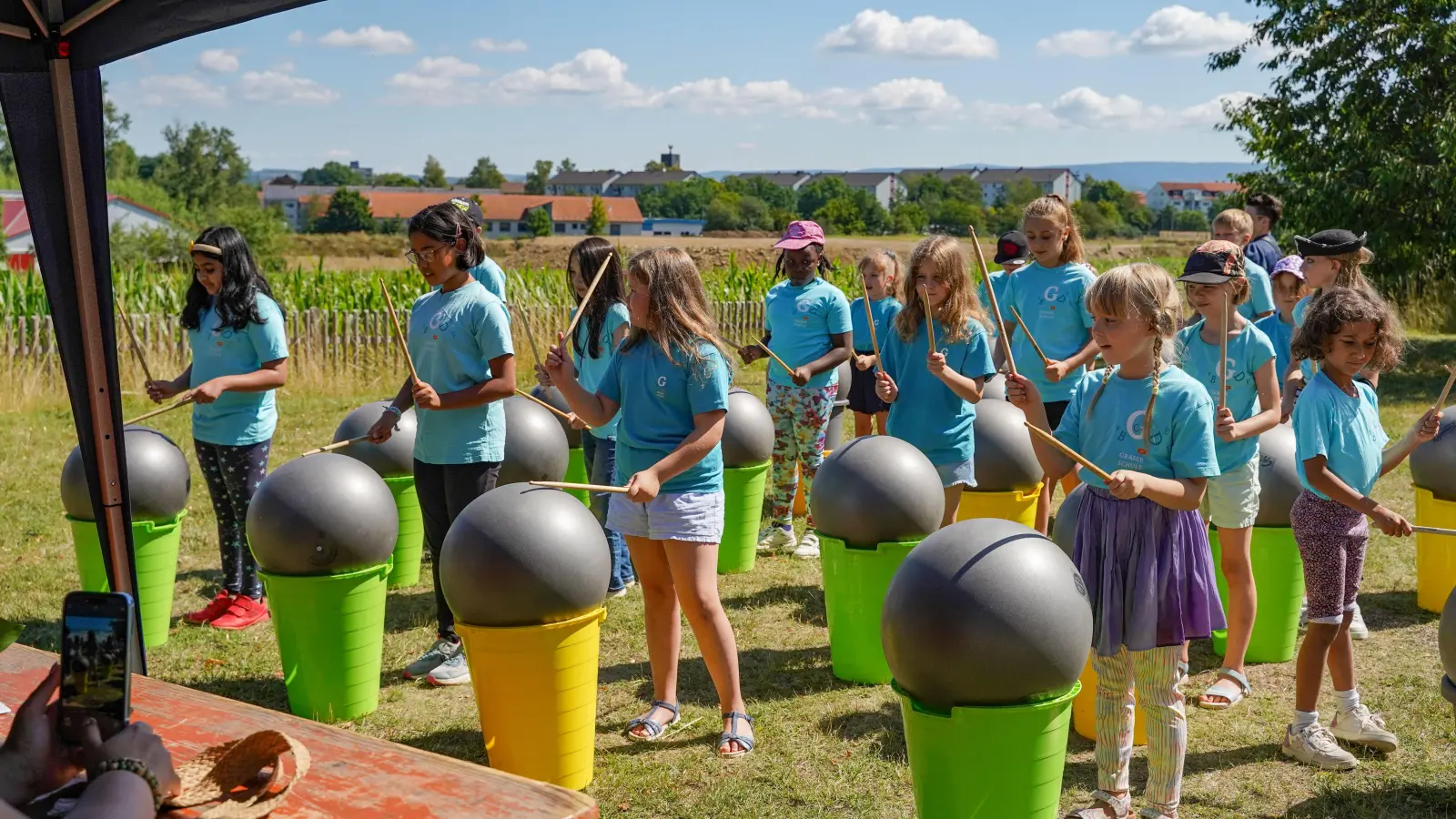 Kinderschutzbund Bayreuth: Fast 18.000 ehrenamtliche Stunden durch engagierte Familienpatinnen und -paten geleistet in den vergangenen 10 Jahren.  (Foto: sd)