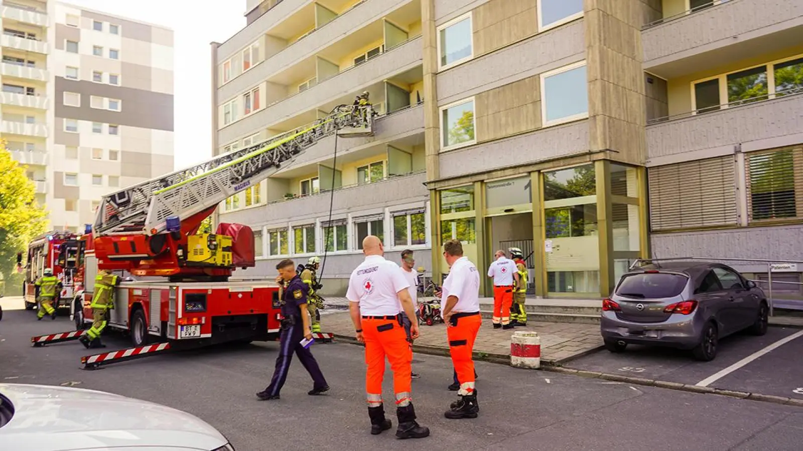 Brand auf Balkon in der Telemannstrasse (Foto: BRK Bayreuth)