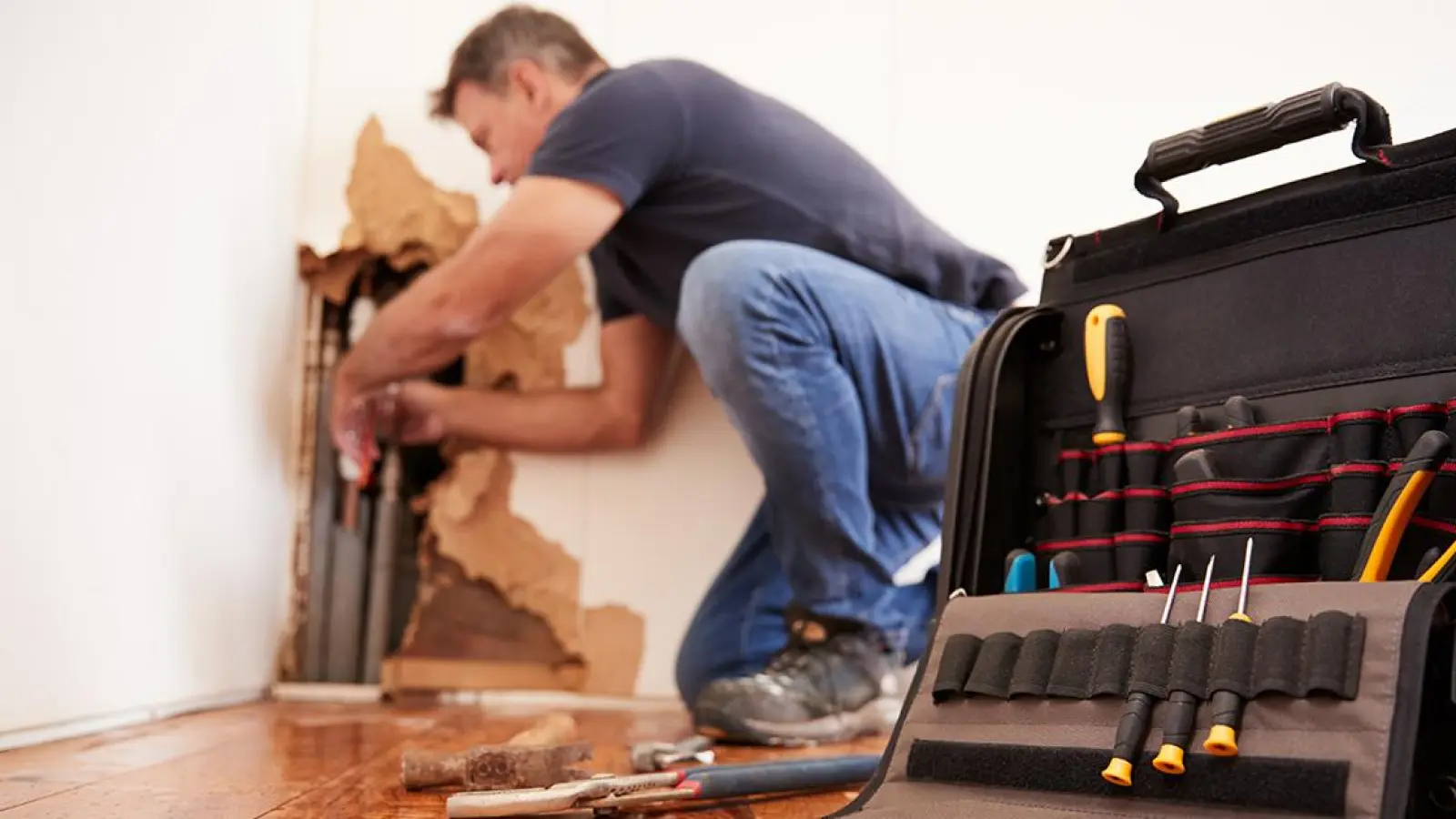 Handwerker aufgepasst! Es geht um Ihre Betriebshaftpflichtversicherung (Foto: vfm-Gruppe)