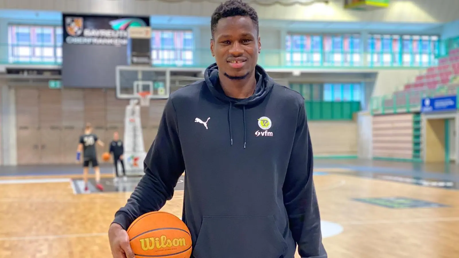 Im 27. Saisonspiel der erste Einsatz: Center Mohamed Sillah feierte gegen Frankfurt nach langer Verletzung seine Premiere für den BBC Bayreuth. (Foto: Lenkeit)