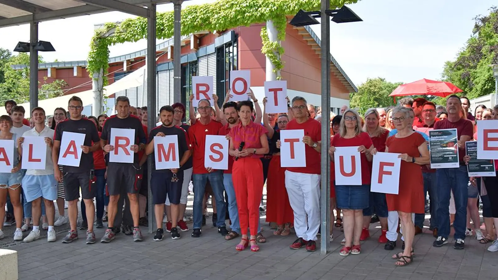 Alarmstufe Rot am Bezirkskrankenhaus Bayreuth (Foto: Lenkeit)