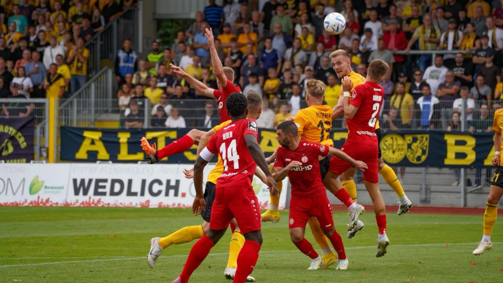 SpVgg Bayreuth gegen Rot-Weiss Essen - BILDERGALERIE (Foto: Dörfler)