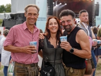 Melissa Naschenweng hat am Sonntagabend für ausgelassene Stimmung auf der Bayreuther Seebühne gesorgt. (Foto: sd)