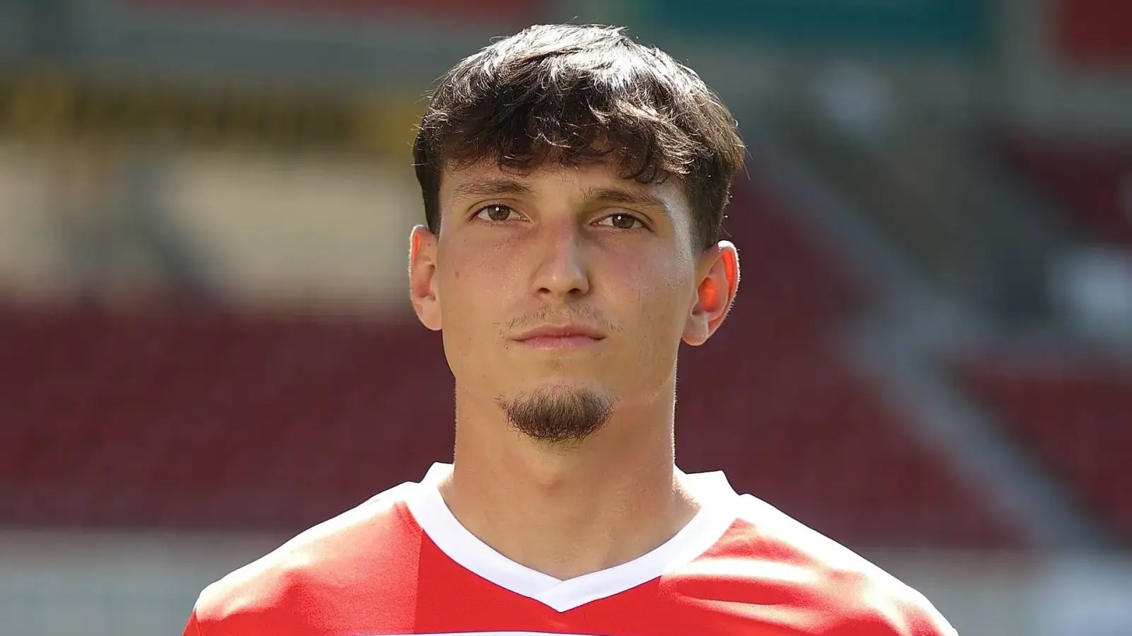Pierre Weber (hier noch im Trikot des Halleschen FC) verstärkt in der kommenden Saison 2025/26 die Offensive der SpVgg Bayreuth. (Foto: Hallescher FC/IMAGO/Köhn)