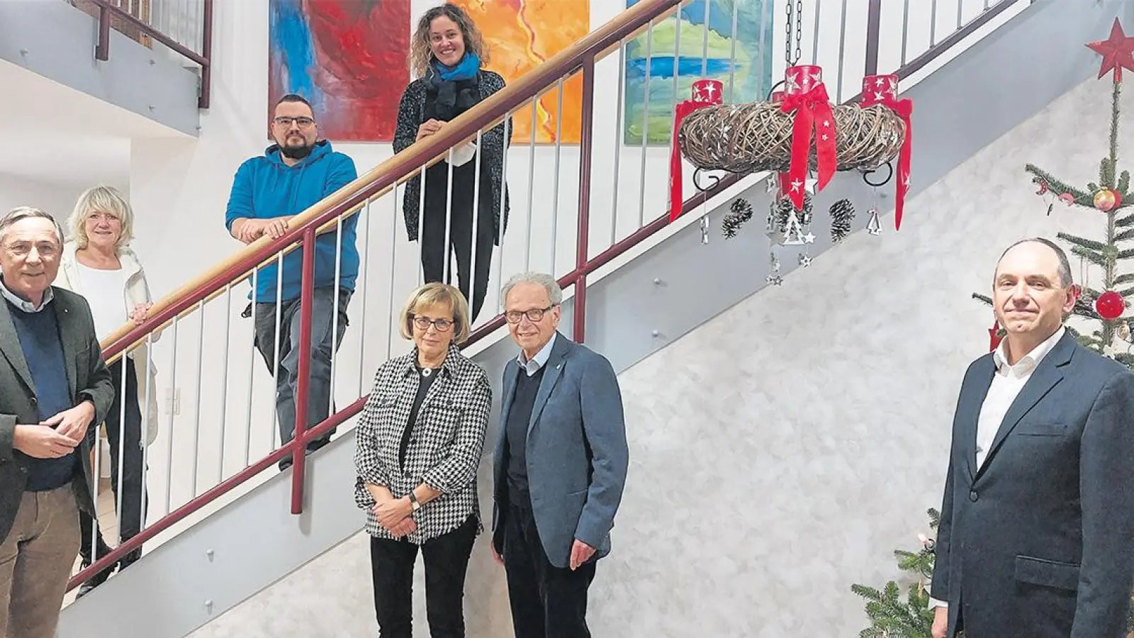 Hinten v.l.: Edeltraud Dahlhoff, Thomas Schneider und Lisa Reiche, Geschwister-Gummi-Stiftung.<br>Vorne v.l.:  Prof. Dr. Matthias Keidel, Brigitte und Dr. Gerhard Endsberger, Lions-Club Bayreuth-Kulmbach und   Prof. Dr. Klaus Schäfer, Lions Hilfswerk Bayreuth-Kulmbach. (Foto: red)