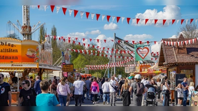 Viel los am Osterwochenende auf dem Bayreuther Frühlingsfest.  (Foto: sd)