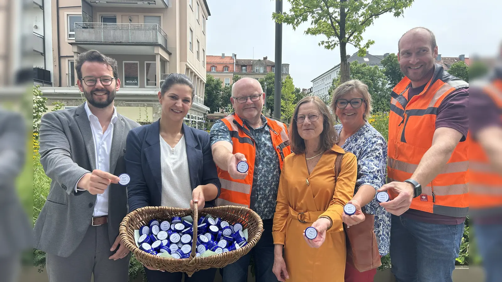 Die Taschenaschenbecher sind ab sofort erhältlich.  (Foto: jm)