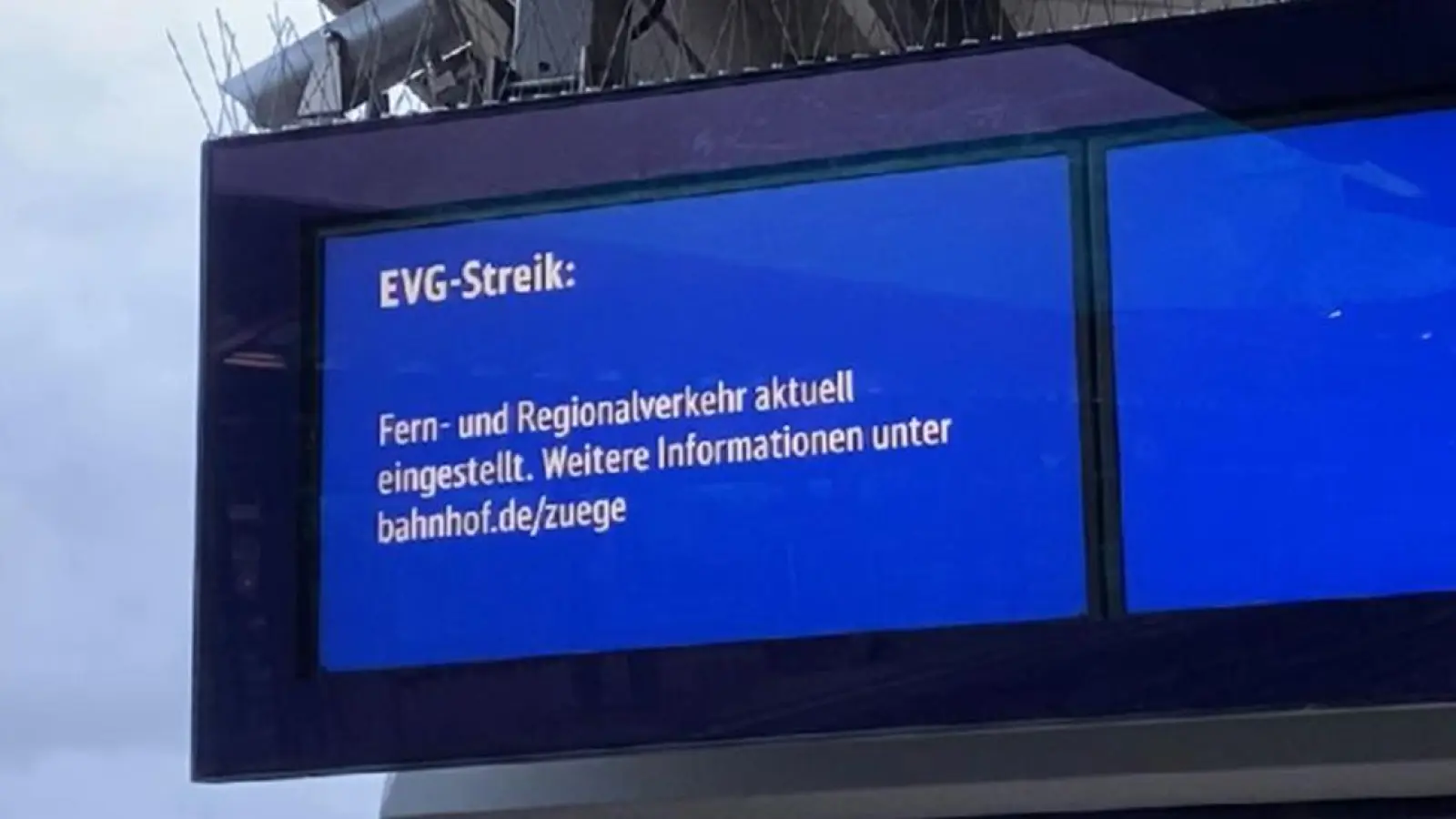 Streik im Verkehr - was man in Bayreuth jetzt zu Bus, Bahn und Schulausfall zu wissen sollte (Foto: pixabay/ulleo)