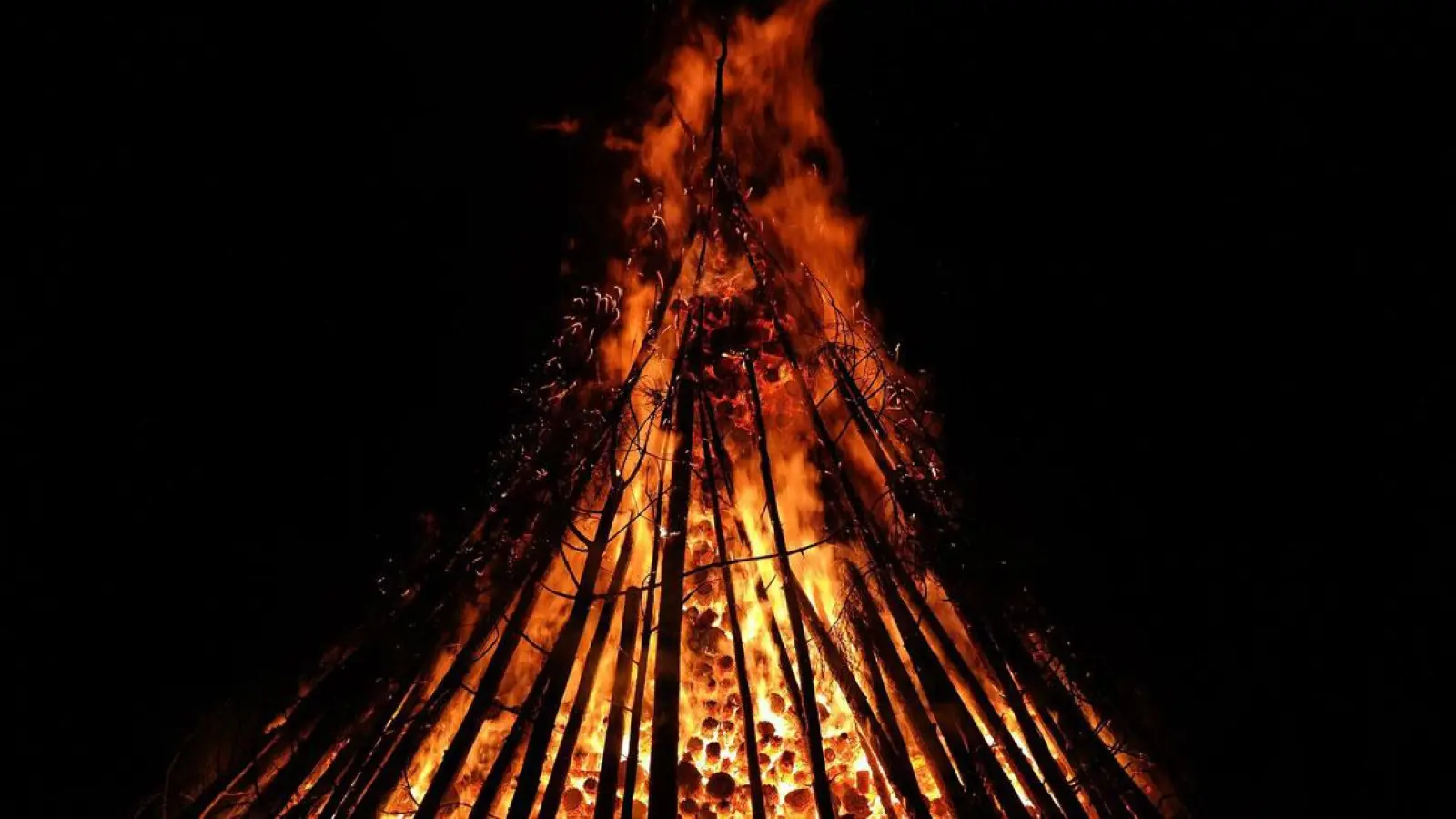 Sonnwendfeuer anmelden (Foto: inBayreuth.de)