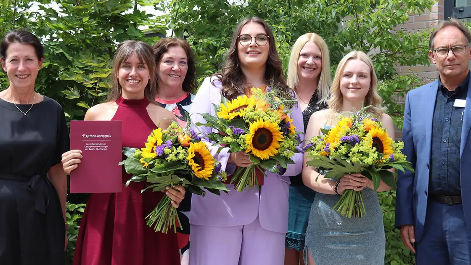 BKH Bayreuth: Pflegefachkräfte schließen Ausbildung ab (Foto: Andrea Franz/GeBO)