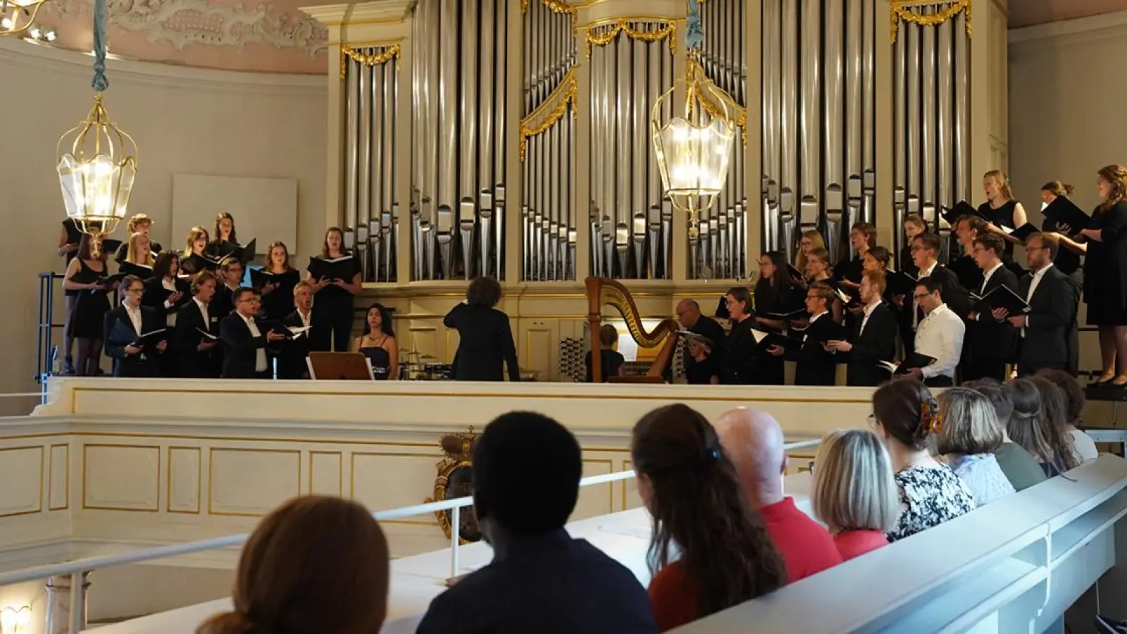 Sommerkonzert des Jungen Vokalensembles in der Schlosskirche Bayreuth (Foto: Julius Langefeld)