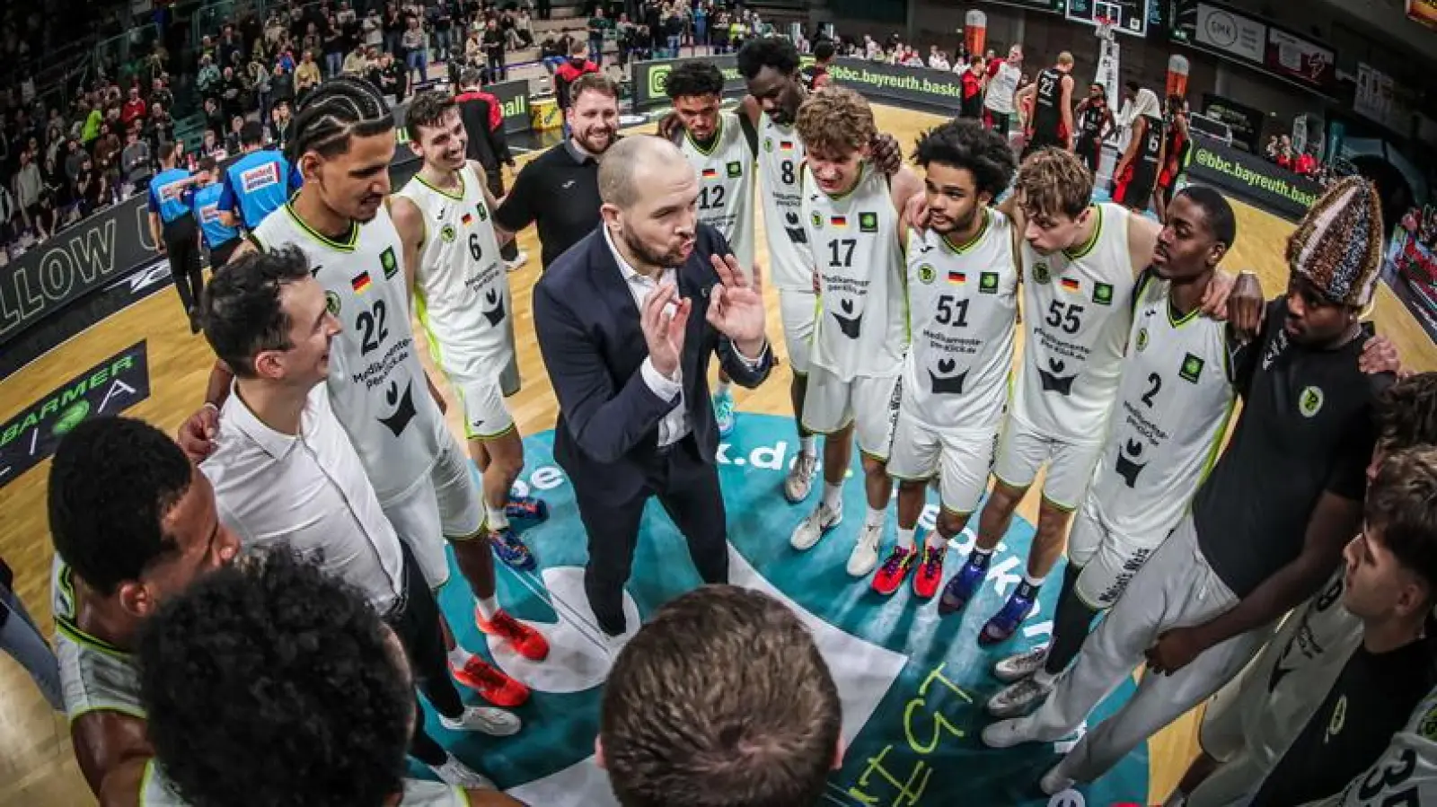 Mit viel Zusammenhalt will der BBC Bayreuth auch in Gießen erfolgreich sein. (Foto: Thorsten Ochs/ochsenfoto.de)