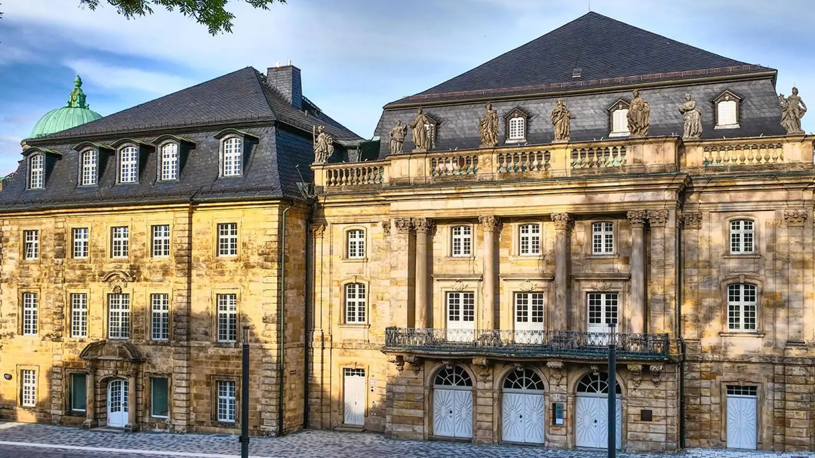Das Museum „Markgräfliche Opernhaus Bayreuth: Welterbe &amp; Museum“, links neben dem Opernhaus, wurde mit dem German Design Award ausgezeichnet. (Foto: jle)