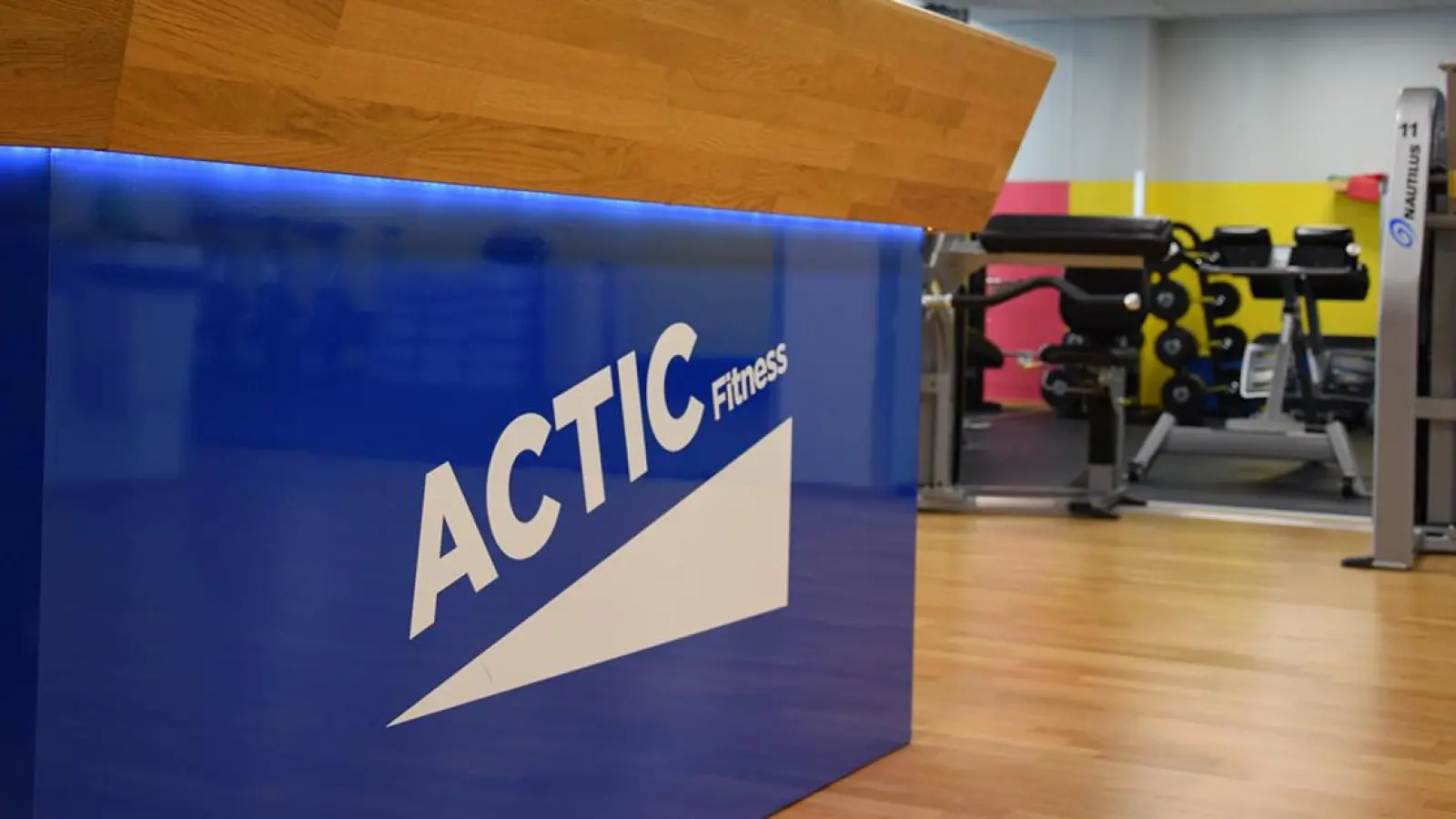 Fitnessstudio Actic: Im Stadtbad-Gebäude vom Aus bedroht. (Foto: Lenkeit)