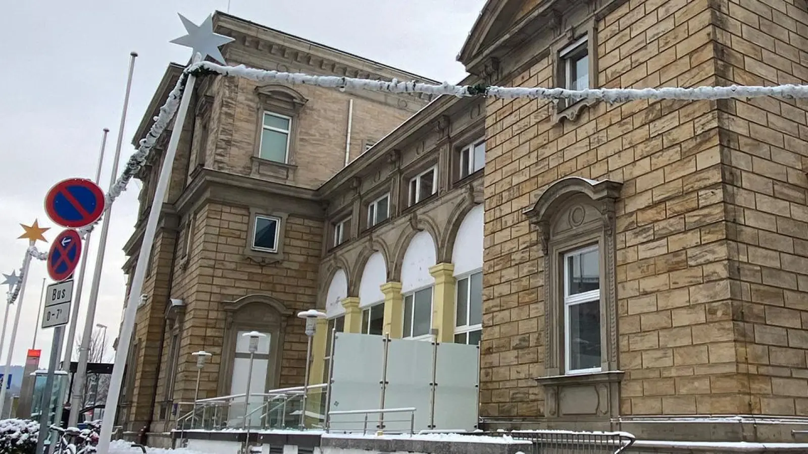 McDonald’s am Bayreuther Bahnhof: Das Restaurant hat seit Anfang November geschlossen. (Foto: Lenkeit)