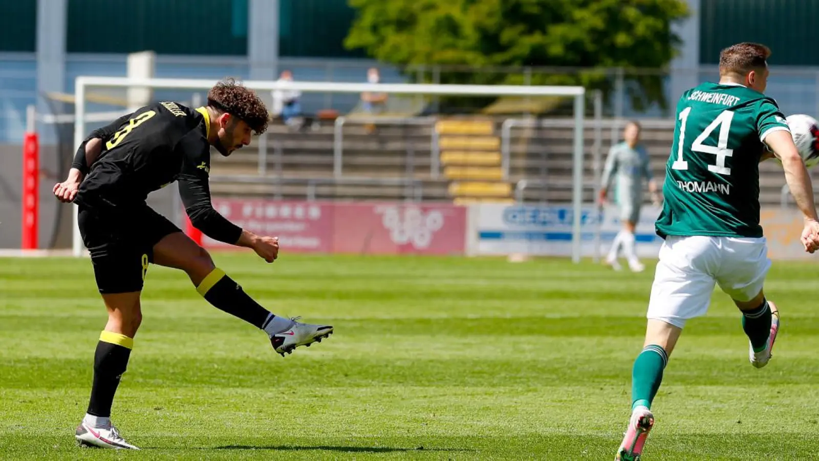 Marcel Götz &amp; Co. wollen auch gegen Pipinsried gewinnen. (Foto: Peter Kolb)
