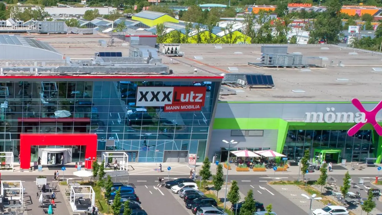 XXXLutz Möbelhaus in Bayreuth: Nun könnte alles ganz schnell gehen (Foto: XXXLutz)