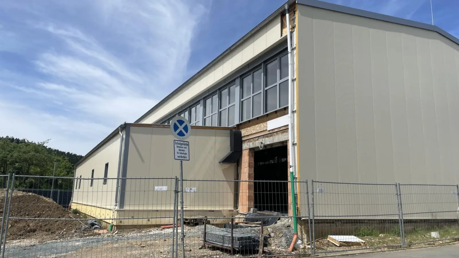 Teuerste Baustelle der Gemeinde: die Sanierung der Turnhalle im Hauptort Mistelgau  (Foto: Horst Mayer)
