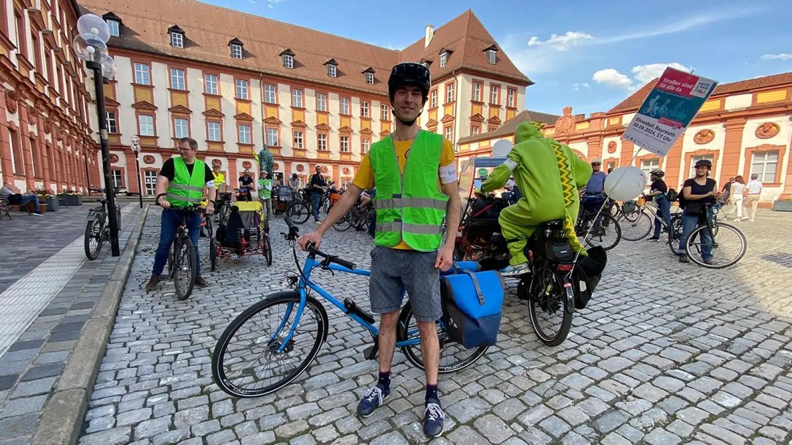 „Die Straße ist für alle da”: Tim Röber, Organisator der Kidical Mass in Bayreuth. (Foto: Lenkeit)