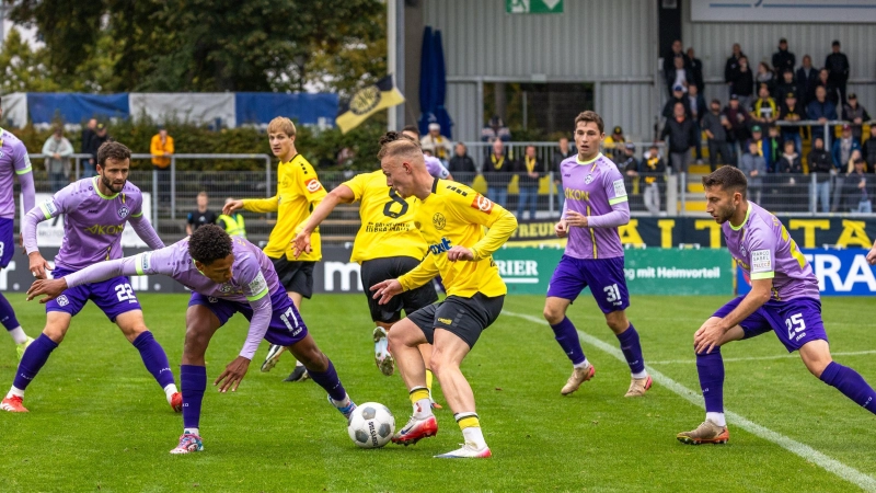 Im Hinspiel im Hans-Walter-Wild-Stadion (Bild) erkämpfte die Altstadt mit einem 0:0 einen Punkt gegen die Würzburger Kickers. (Foto: Archiv/Dirk Ellmer)