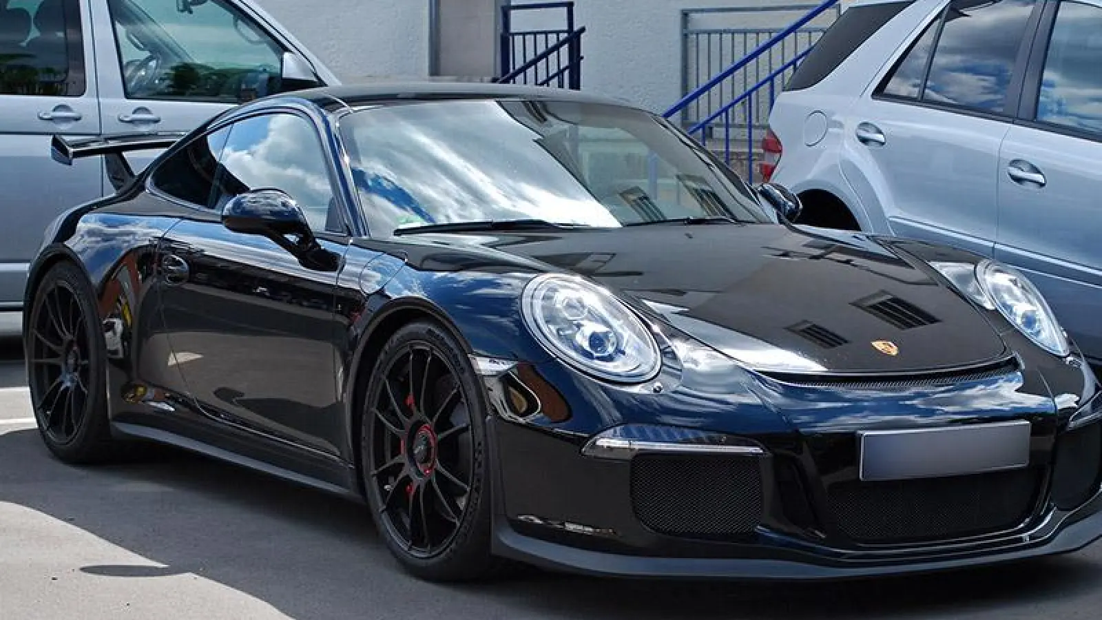 Polizei in Bayreuth: Porsche aufgehebelt (Foto: red)