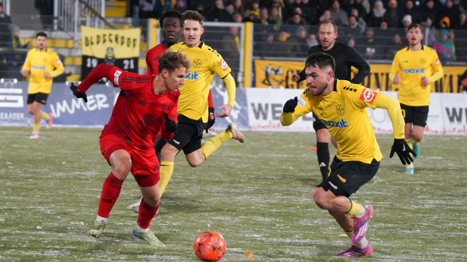 SpVgg Bayreuth - FC Bayern München II 01 (Foto: sd)