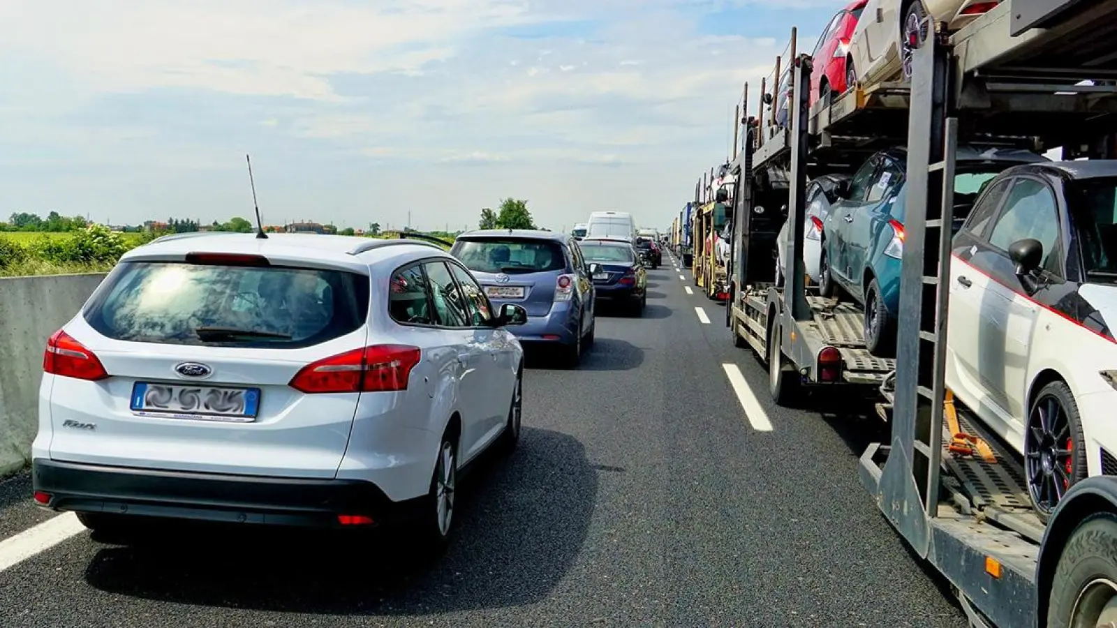Stau auf einer Autobahn: Die Baustelle auf der A9 wird Ende April 2024 aufgehoben. (Symbolbild: red)