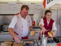 Bestes Wetter beim Frühjahrsflohmarkt auf dem Bayreuther Volksfestplatz am vergangenen Wochenende.  (Foto: sd)