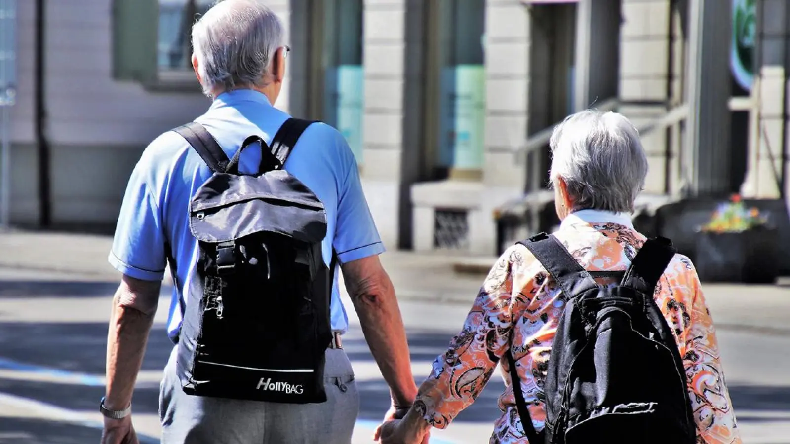 Rentenerhöhung zum 1. Juli: Um so viel steigt sie in Deutschland an (Foto: Symbolbild pixabay: pasja1000)