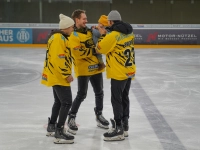 Nach dem Neustart im Jahr 2024 und dem Saisonende bedankten sich die Onesto Tigers im „Tigerkäfig“ bei ihren treuen Fans.  (Foto: sd)
