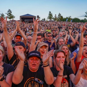 Mando Diao: Ausgelassene Stimmung auf der Seebühne.  (Foto: sd)