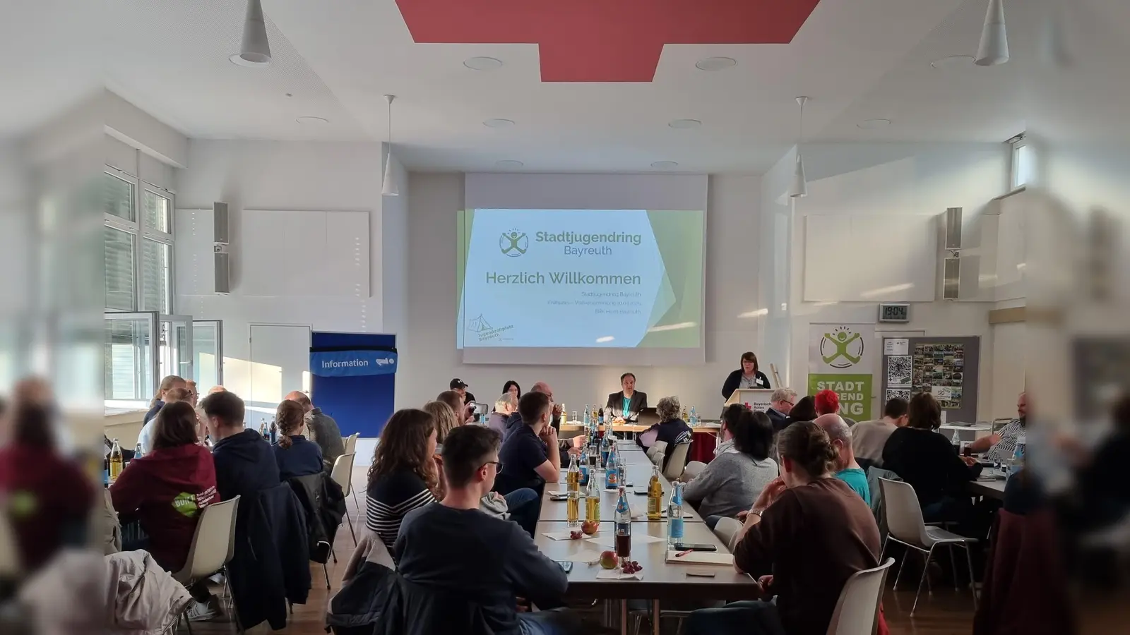 Die erste Vollversammlung des Stadtjugendring Bayreuth 2025 (Foto: Stadtjugendring Bayreuth)