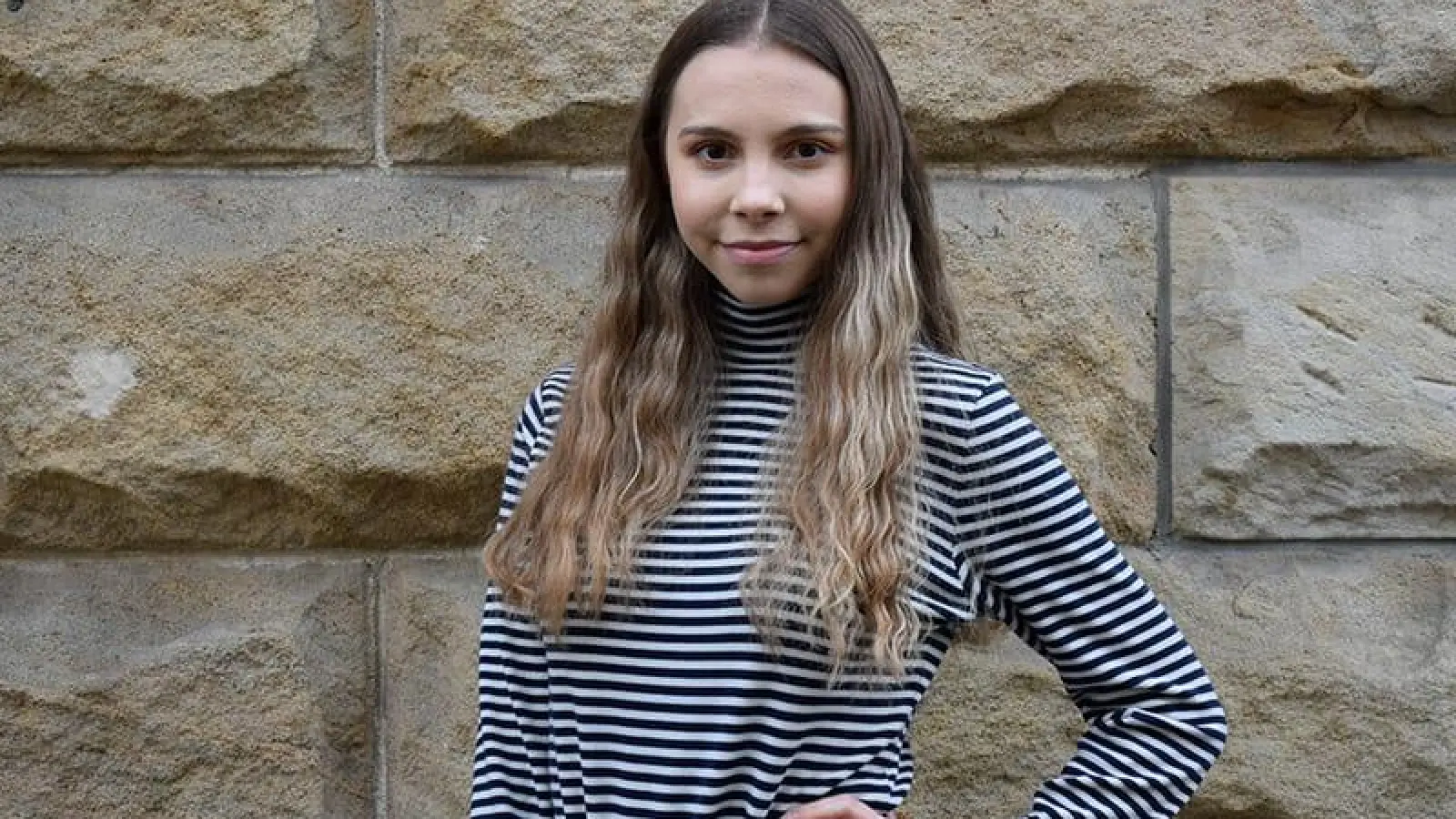 Das Bayreuther Christkind, Leonie Haas, hier noch ohne Kostüm und Engelsflügel. (Foto: Jessica Mohr)