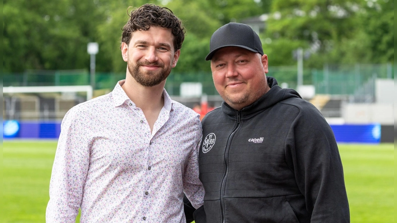 Geschäftsführer Lorenz Röthlingshöfer (links) und Cheftrainer Lukas Kling sind die bestimmenden Kräfte bei der SpVgg Bayreuth in der kommenden Saison. (Foto: Dirk Ellmer)
