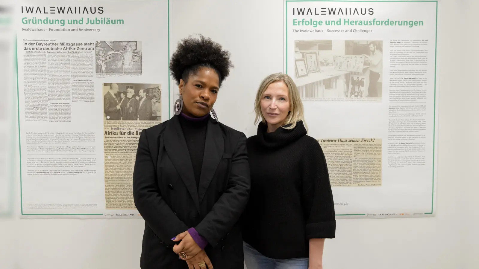 Die neue Doppelspitze des Iwalewahaus: Prof. Dr. Natasha A. Kelly (links) und Dr. Xenia Ressos. (Foto:  Robert Götze/Fabrica Lux)