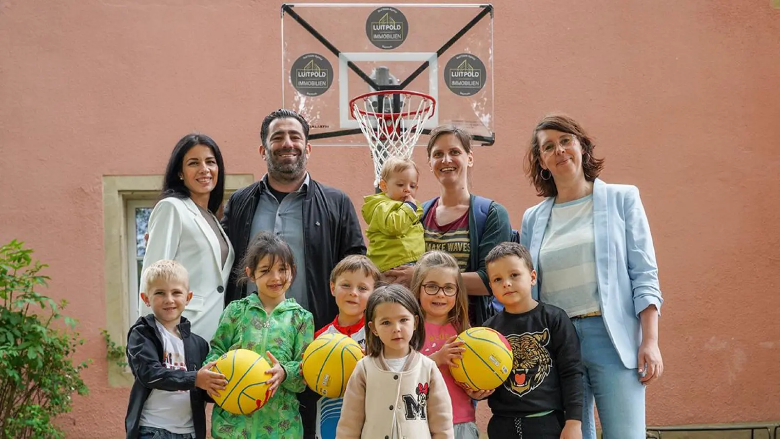 Die Beteiligten in der Lainecker Kita Schlossbande. (Foto: Dörfler)